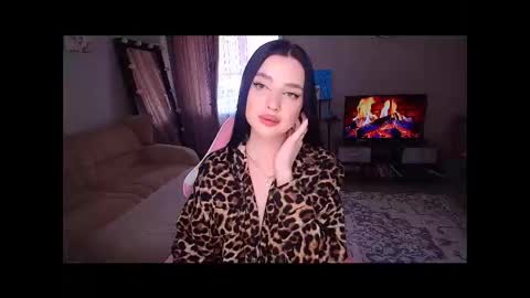 princessamira1 online show from May 9, 7:46 am