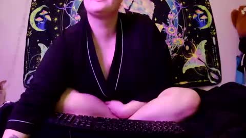 NOTYOURTYPICALBARBIE online show from February 13, 4:25 pm