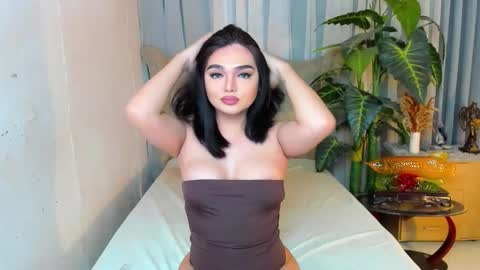 PrincessDONT FORGET TO FOLLOW ME online show from February 19, 11:06 am