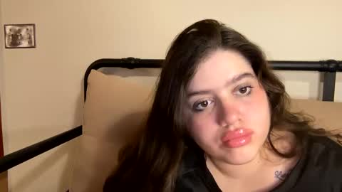 princessviccxo online show from December 6, 9:10 am