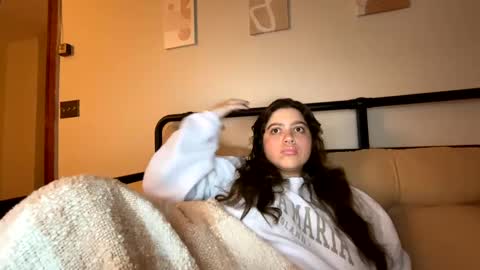 princessviccxo online show from October 10, 5:17 am