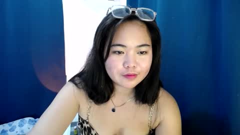 Snapshot of princessnaughty69 chatting on December 6, 6:06 pm SweetyHeart online show from December 6, 6:06 pm