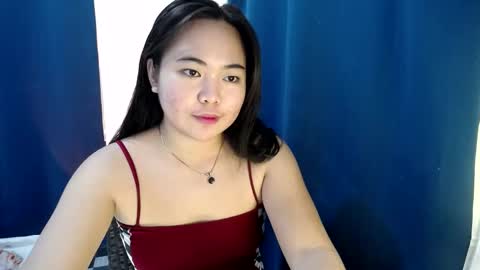 Snapshot of princessnaughty69 chatting on December 7, 12:24 pm SweetyHeart online show from December 7, 12:24 pm