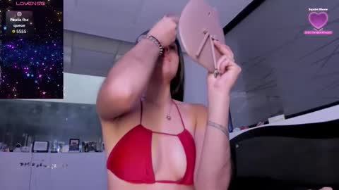 Snapshot of princesstina06 chatting on November 4, 7:02 pm Valentina online show from November 4, 7:02 pm