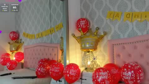 Snapshot of princsgirl_ chatting on April 10, 7:07 pm Marcela online show from April 10, 7:07 pm