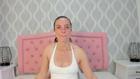Snapshot of princsgirl_ chatting on April 27, 7:01 pm Marcela online show from April 27, 7:01 pm