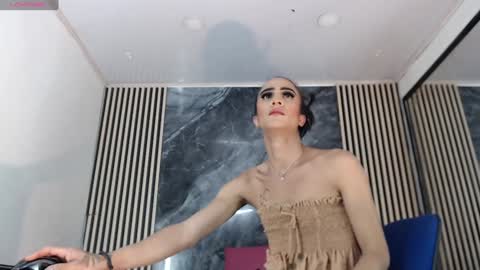 priscilarainbow online show from January 6, 12:05 am