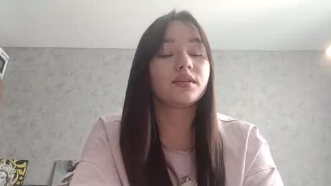 Snapshot of priscillamclanahan chatting on February 21, 9:21 am Kuromi online show from February 21, 9:21 am