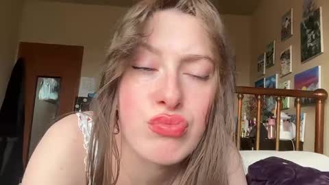 Prism online show from April 6, 11:27 pm