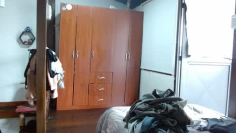 Snapshot of prismm_ chatting on April 15, 7:58 pm prismm_ online show from April 15, 7:58 pm