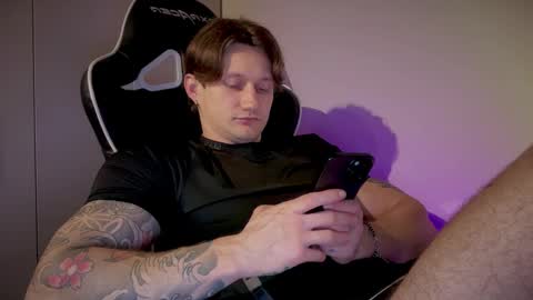 Oliver online show from February 8, 2:37 am