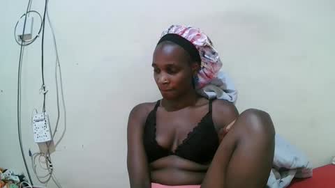 pritty_amber online show from May 3, 8:42 am