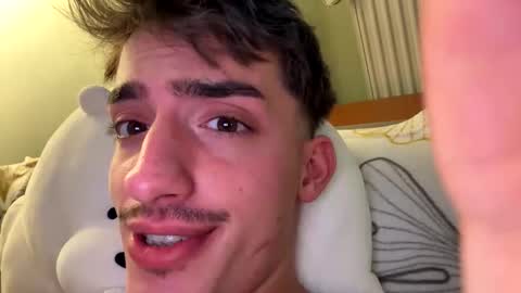 Snapshot of privenightz chatting on April 6, 5:03 pm privenightz online show from April 6, 5:03 pm