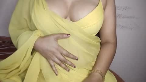 Snapshot of priyu_ chatting on November 9, 4:49 pm priyu_ online show from November 9, 4:49 pm