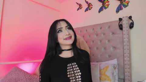 Snapshot of profanared chatting on February 21, 3:23 am Profana Red online show from February 21, 3:23 am