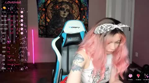 Di online show from December 3, 5:00 pm