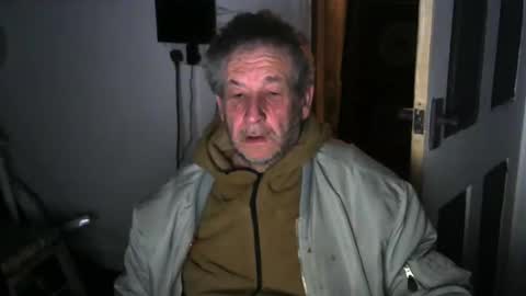 Snapshot of projectorepson chatting on December 24, 7:33 pm projectorepson online show from December 24, 7:33 pm