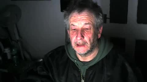 Snapshot of projectorepson chatting on December 26, 8:00 pm projectorepson online show from December 26, 8:00 pm