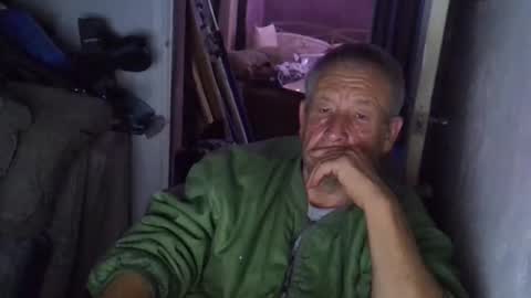 Snapshot of projectorepson chatting on October 8, 7:00 pm projectorepson online show from October 8, 7:00 pm