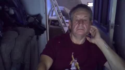 Snapshot of projectorepson chatting on October 21, 5:02 pm projectorepson online show from October 21, 5:02 pm