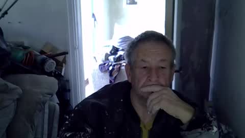 Snapshot of projectorepson chatting on October 25, 9:28 am projectorepson online show from October 25, 9:28 am