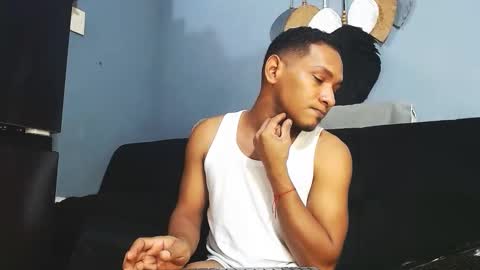 Grande y Gruesa online show from February 10, 7:34 am