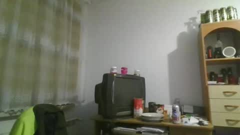 Snapshot of prosexualny chatting on December 25, 12:37 am Mariusz online show from December 25, 12:37 am