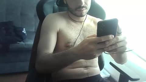 Snapshot of prototipe62 chatting on February 2, 6:42 pm prototipe62 online show from February 2, 6:42 pm