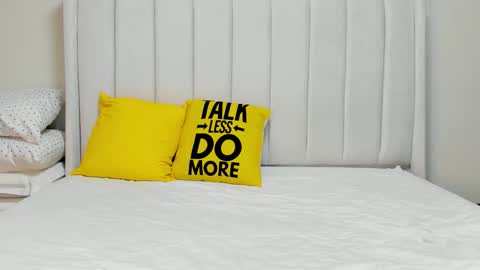 Snapshot of proudafricaka chatting on March 23, 1:20 am proudafricaka online show from March 23, 1:20 am