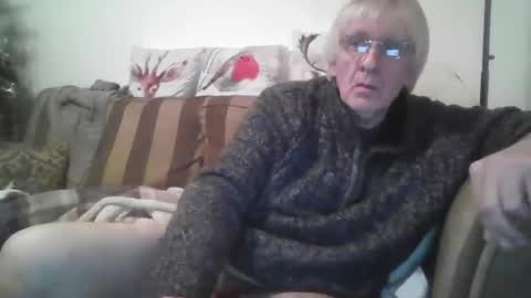 proudwelshman online show from December 25, 10:16 pm