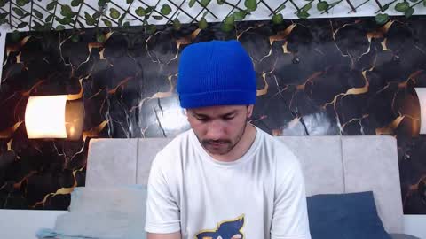 Adris  Juan online show from February 23, 3:04 am