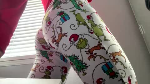 Snapshot of prtty2345 chatting on March 9, 6:23 pm prtty2345 online show from March 9, 6:23 pm