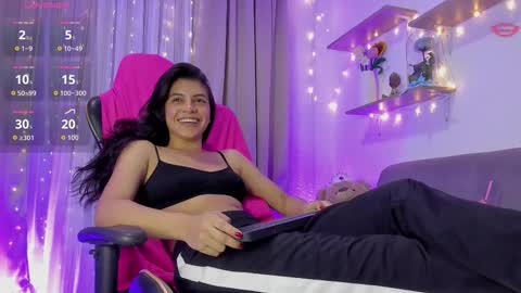    INDEPENDENT MODEL online show from February 27, 6:35 am