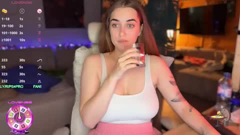 Snapshot of ps6pro chatting on October 5, 5:17 am Queen of Pain online show from October 5, 5:17 am