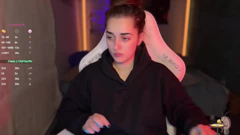 Queen of Pain online show from November 11, 8:36 am