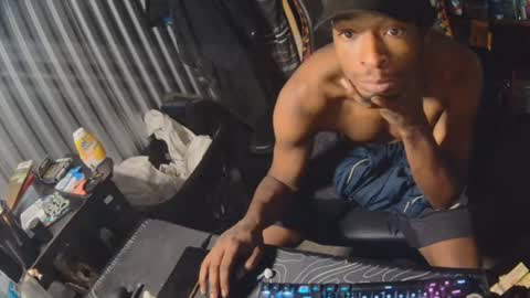 Pseudo online show from July 26, 2:13 pm