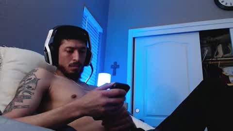 Snapshot of psilocipher chatting on October 12, 6:12 am Sk8wave online show from October 12, 6:12 am