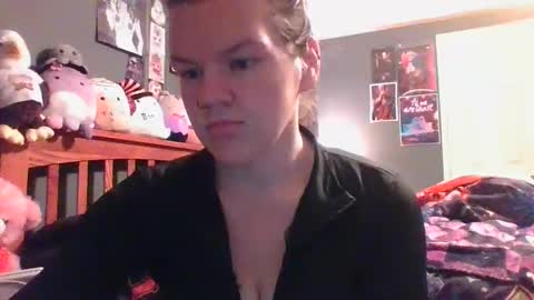 Snapshot of psycholette chatting on December 5, 12:52 am ThickLetteSweetheart online show from December 5, 12:52 am