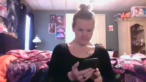 Snapshot of psycholette chatting on December 8, 5:33 pm ThickLetteSweetheart online show from December 8, 5:33 pm