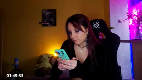 Snapshot of psyheya chatting on February 22, 1:09 pm LUCY ----- online show from February 22, 1:09 pm