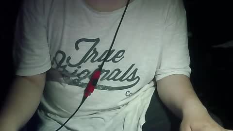 Snapshot of pt35l chatting on December 22, 2:19 am your mysterious man online show from December 22, 2:19 am