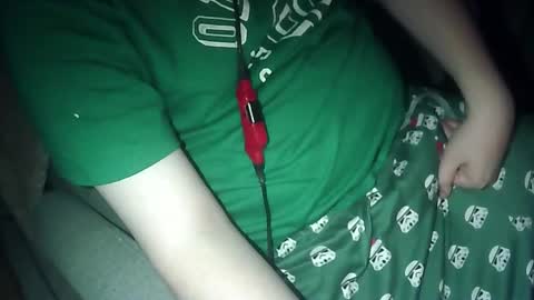 Snapshot of pt35l chatting on March 14, 2:50 am your mysterious man online show from March 14, 2:50 am