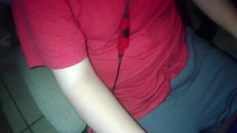 Snapshot of pt35l chatting on March 20, 2:49 am your mysterious man online show from March 20, 2:49 am