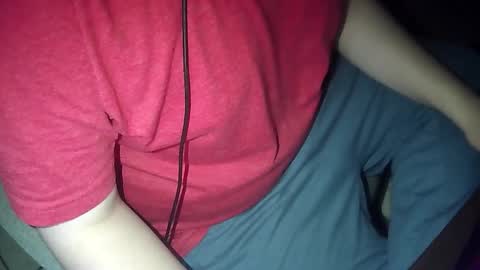 Snapshot of pt35l chatting on March 26, 2:39 am your mysterious man online show from March 26, 2:39 am