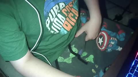 Snapshot of pt35l chatting on March 29, 3:28 am your mysterious man online show from March 29, 3:28 am