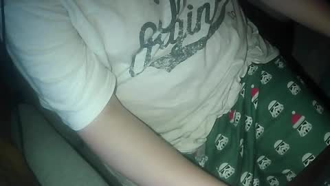 Snapshot of pt35l chatting on April 2, 2:42 am your mysterious man online show from April 2, 2:42 am