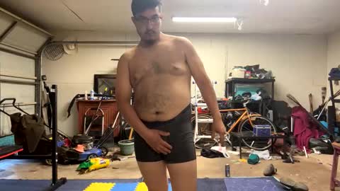 Snapshot of publicflasher98 chatting on March 15, 12:38 am HappyD101 online show from March 15, 12:38 am