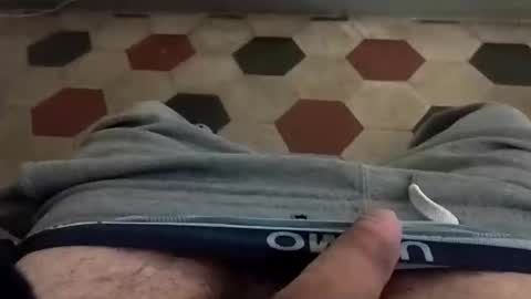 Snapshot of puccciaccios chatting on January 12, 11:10 pm puccciaccios online show from January 12, 11:10 pm