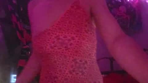 puddled_wonderland online show from October 13, 1:27 am