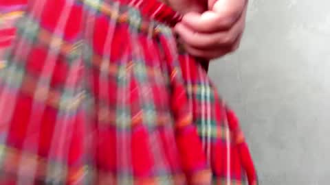 Snapshot of puff_witch chatting on December 1, 11:36 pm Nayaa Nay 3 online show from December 1, 11:36 pm